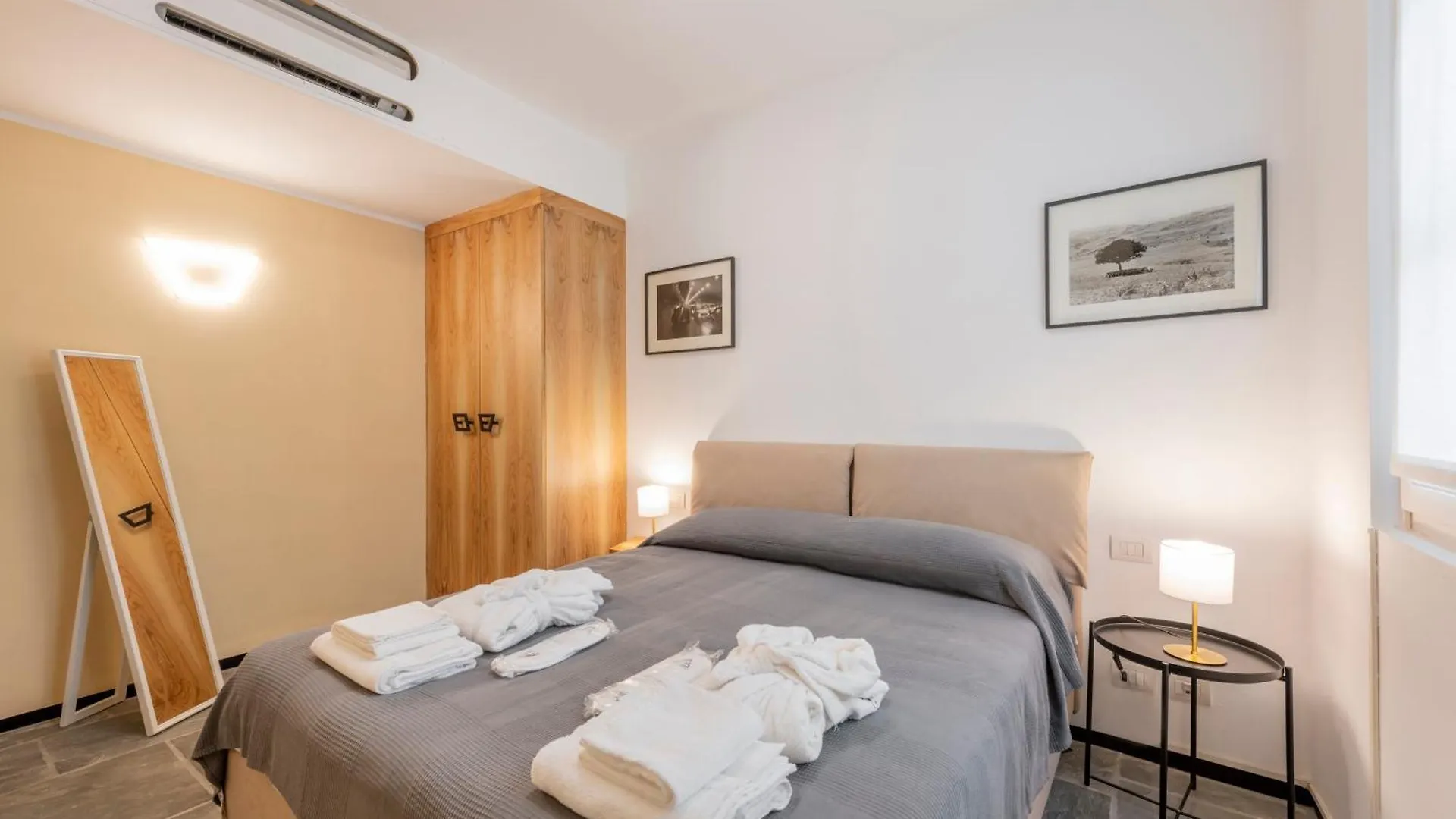 Apartment Ferienwohnung Joivy Charming Portofino 3-Bed Retreat